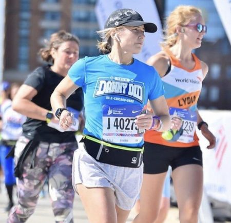 Jen Sime running a marathon for kids facing epilepsy.Danny Did Volunteer